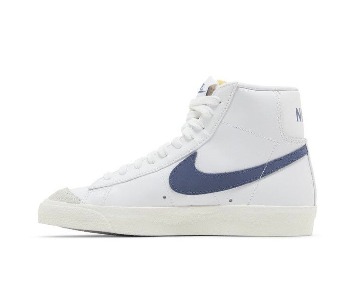 NIKE BLAZER MID ‘77 ‘WHITE DIFFUSED BLUE’