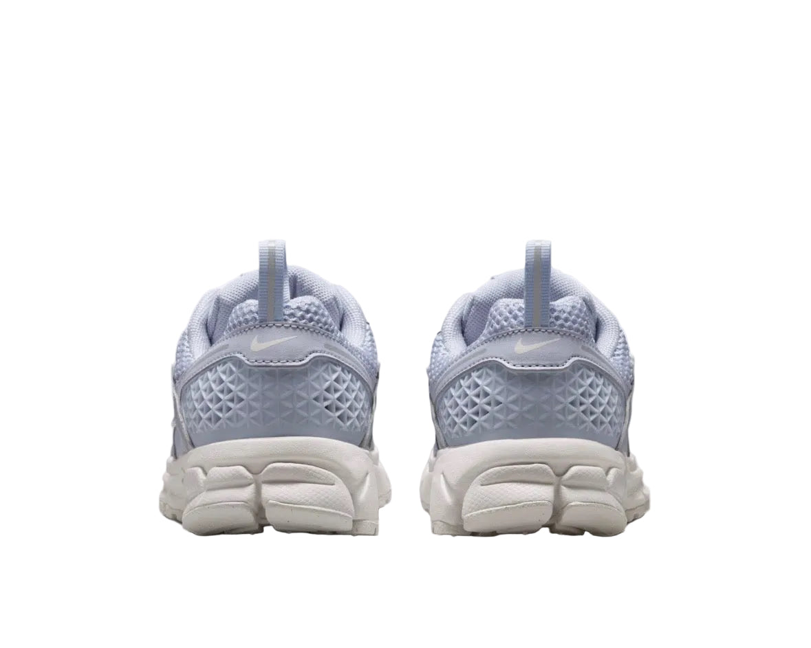 NIKE VOMERO 5 ‘GHOST PLATINUM TINT’