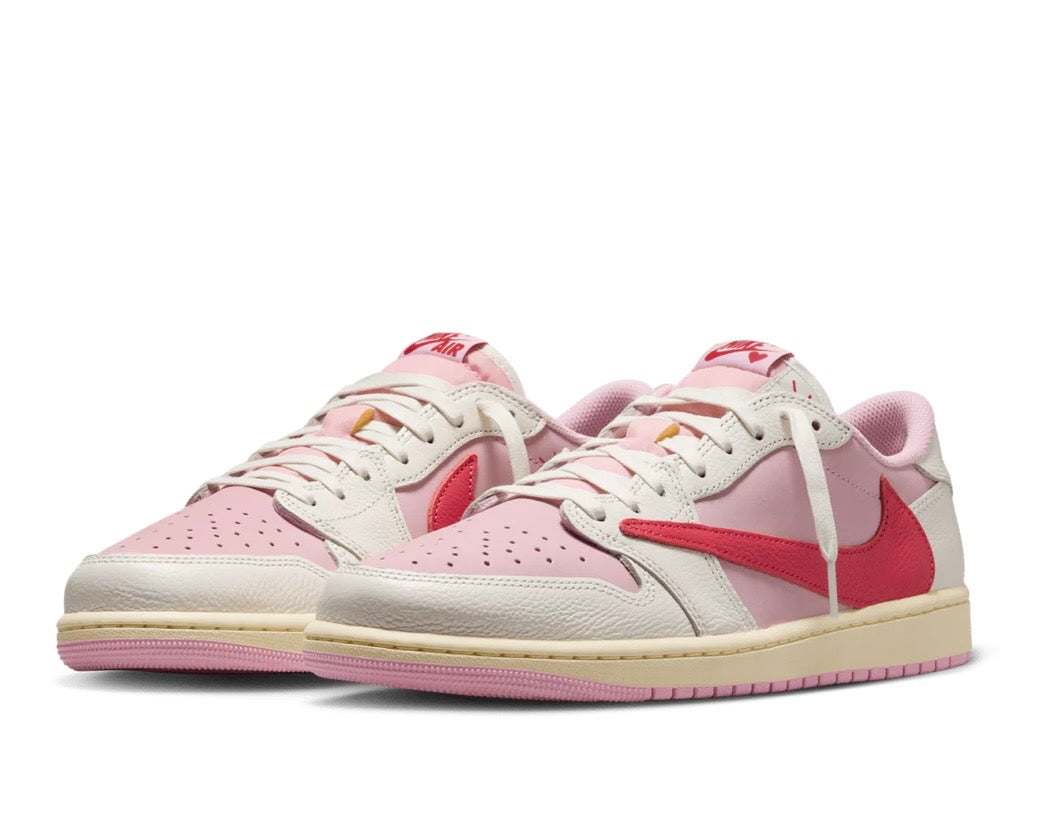 AIR JORDAN 1 RETRO LOW OG SP TRAVIS SCOTT ‘TROPICAL PINK’