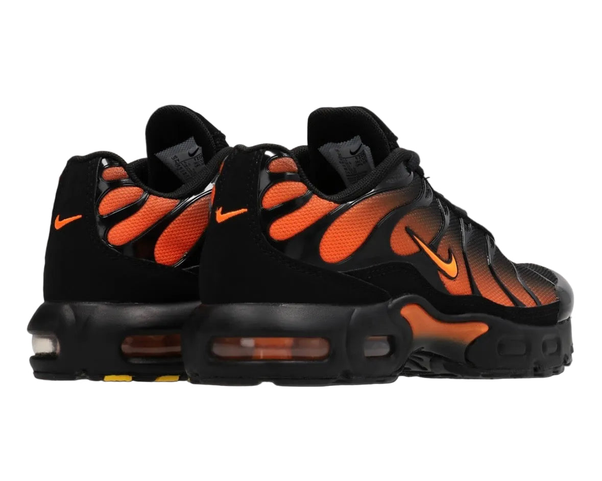 NIKE AIR MAX PLUS TN GS ‘BLACK TOTAL ORANGE’