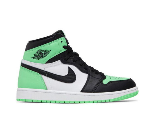 AIR JORDAN 1 RETRO HIGH OG ‘GREEN GLOW’