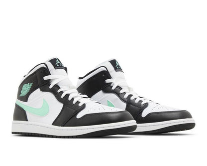 AIR JORDAN 1 MID ‘GREEN GLOW’