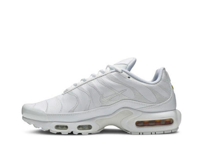 NIKE AIR MAX PLUS TN ‘TRIPLE WHITE’