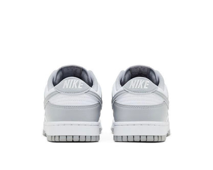 NIKE DUNK LOW ‘LIGHT SMOKE GREY’