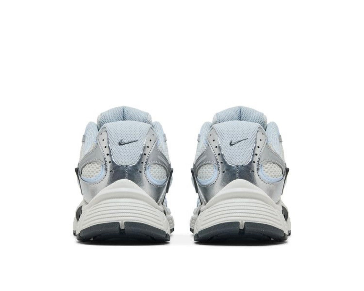 NIKE V5 RNR ‘SUMMIT WHITE BLUE TINT’