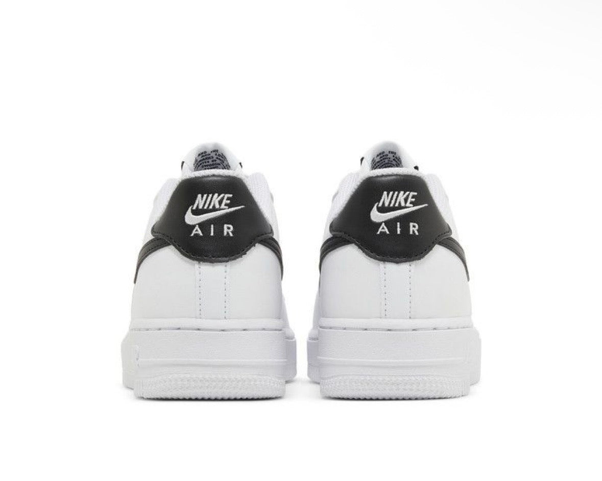 NIKE AIR FORCE 1 GS ‘WHITE BLACK’