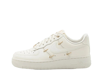 NIKE AIR FORCE 1 ‘07 LX ‘MINI SWOOSH - METALLIC GOLD’
