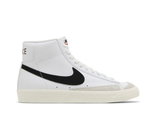 NIKE BLAZER MID ‘77 VINTAGE ‘WHITE BLACK’