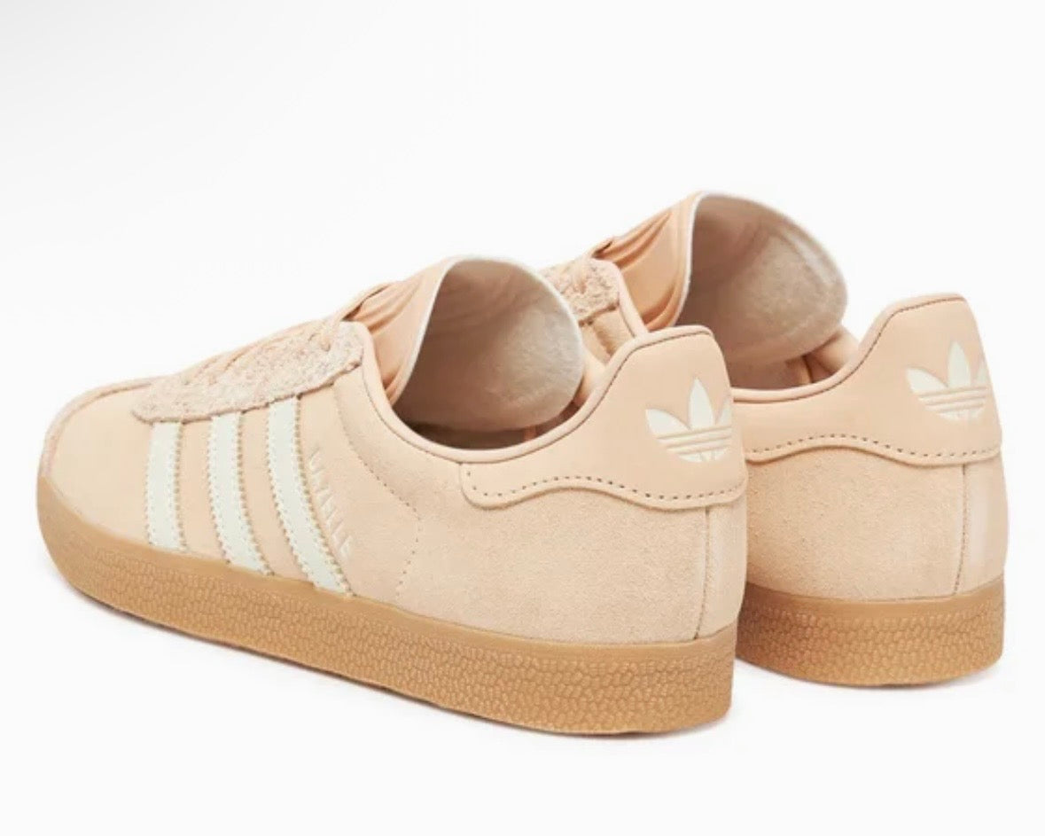 ADIDAS GAZELLE ‘HALO CREW WHITE GUM’