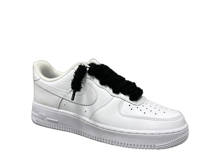 NIKE AIR FORCE 1 ‘TRIPLE WHITE FLUFFY LACES BLACK’