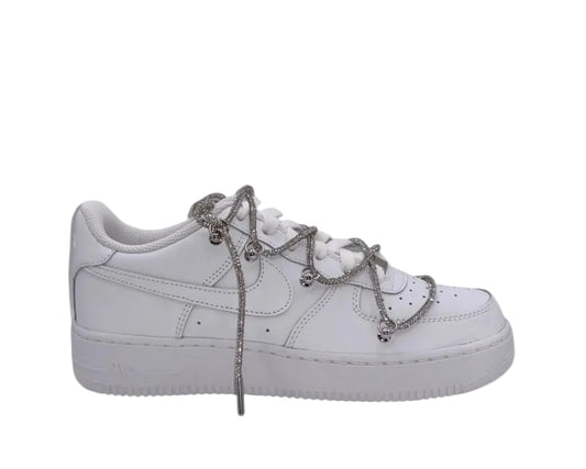 NIKE AIR FORCE 1 ‘07 ‘TRIPLE WHITE’ ‘DIAMOND LACE’
