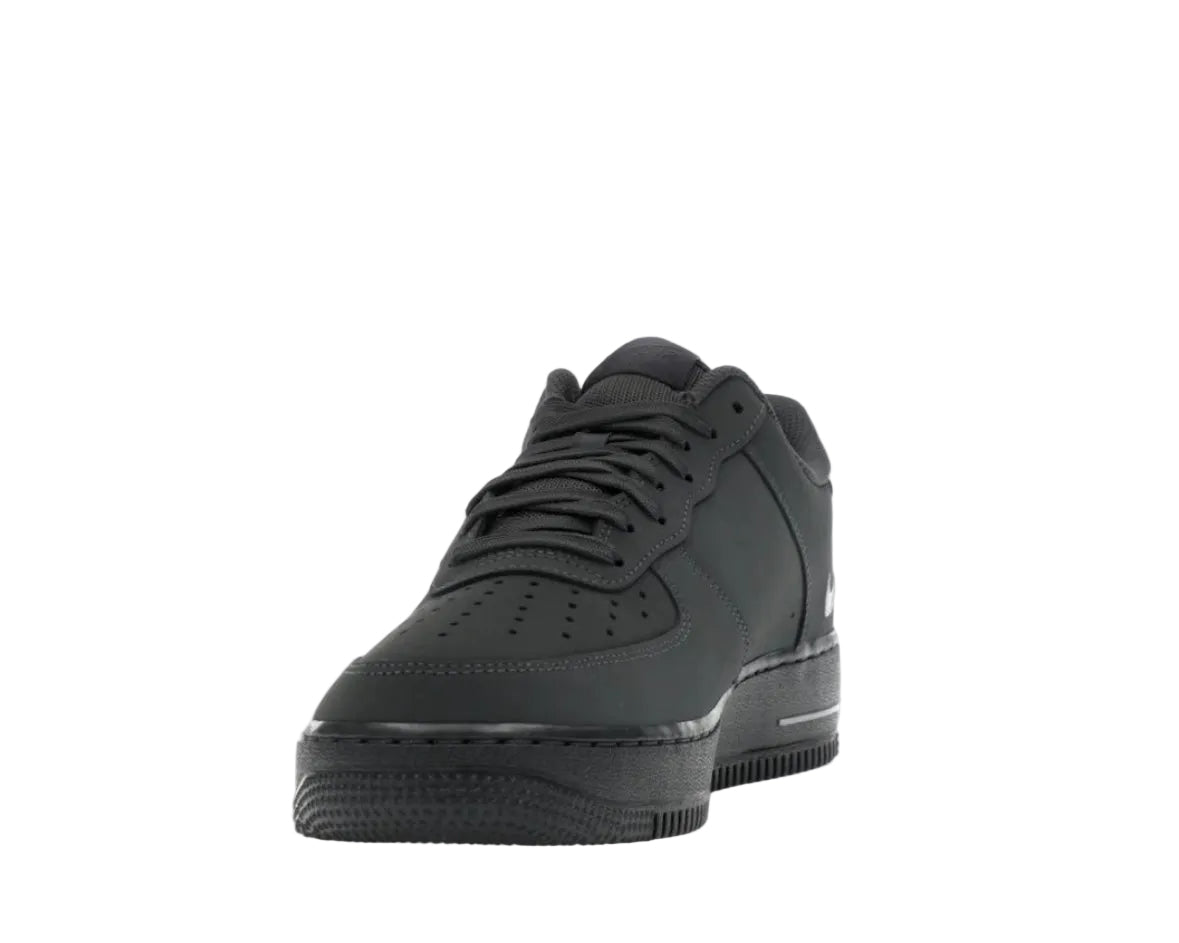 NIKE AIR FORCE 1 ‘07 ‘ANTHRACITE LIGHT SMOKE’