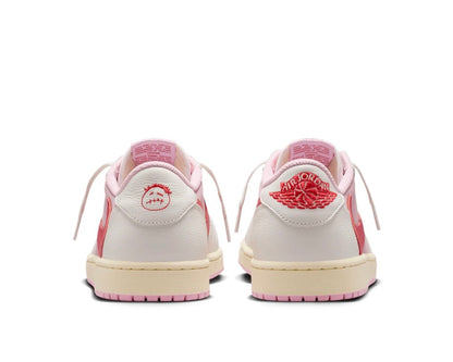 AIR JORDAN 1 RETRO LOW OG SP TRAVIS SCOTT ‘TROPICAL PINK’
