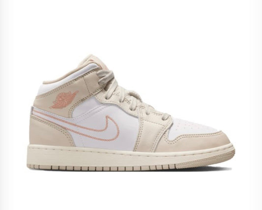 AIR JORDAN 1 MID SE GS ‘SAND DRIFT WHITE MADDER ROOT’
