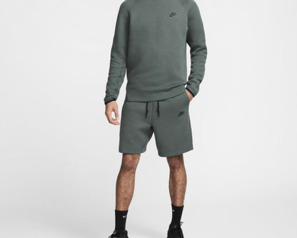 NIKE SPORTSWEAR TECH FLEECE SHORTS ‘VINTAGE GREEN’