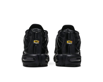 NIKE AIR MAX PLUS ‘TRIPLE BLACK’