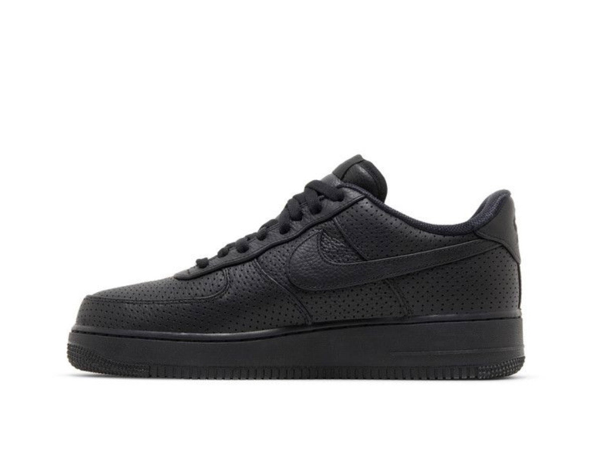 NIKE AIR FORCE 1 SP ‘PERFORATED BLACK’