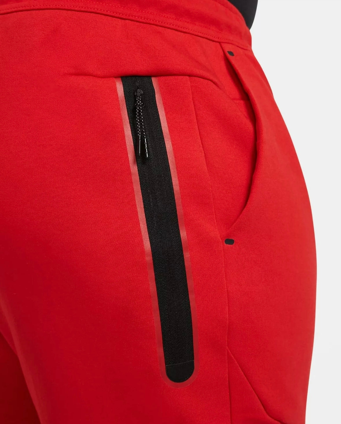 NIKE SPORTSWEAR TECH FLEECE JOGGER ‘UNIVERSITY RED’