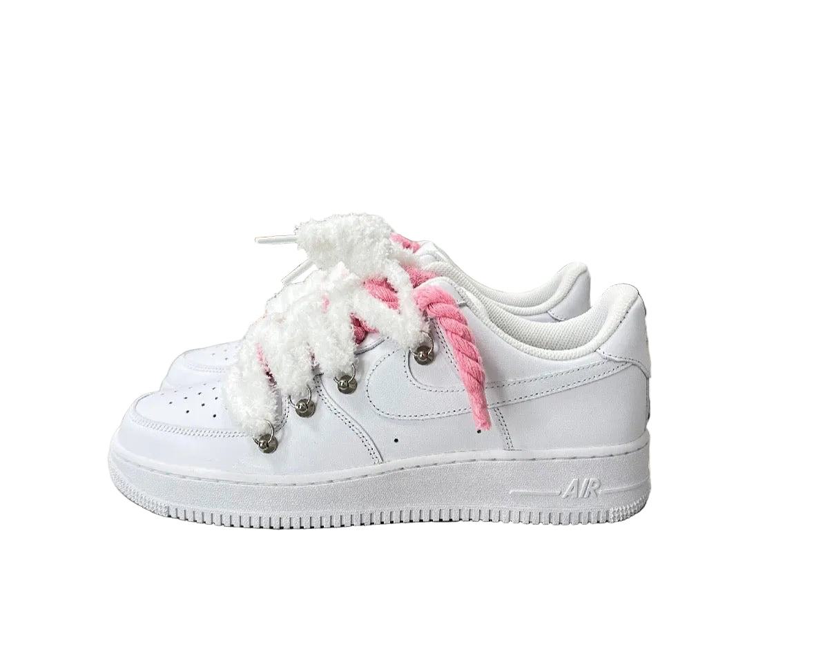 NIKE AIR FORCE 1 ‘07 ‘TRIPLE WHITE’ ‘PINK CHIMNEY CAKE ROPE LACES’