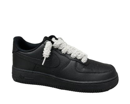 NIKE AIR FORCE 1 ‘07 ‘TRIPLE BLACK FLUFFY LACES SILVER’